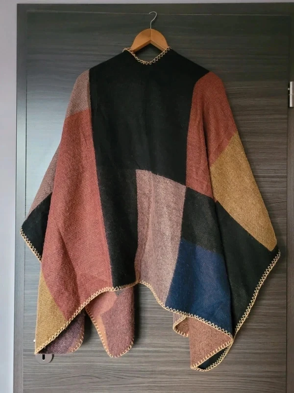 Poncho a cuadros TU – photo 4